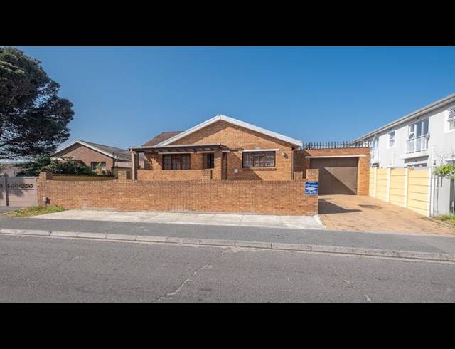 4 BEDROOM HOUSE FOR SALE IN CRAVENBY